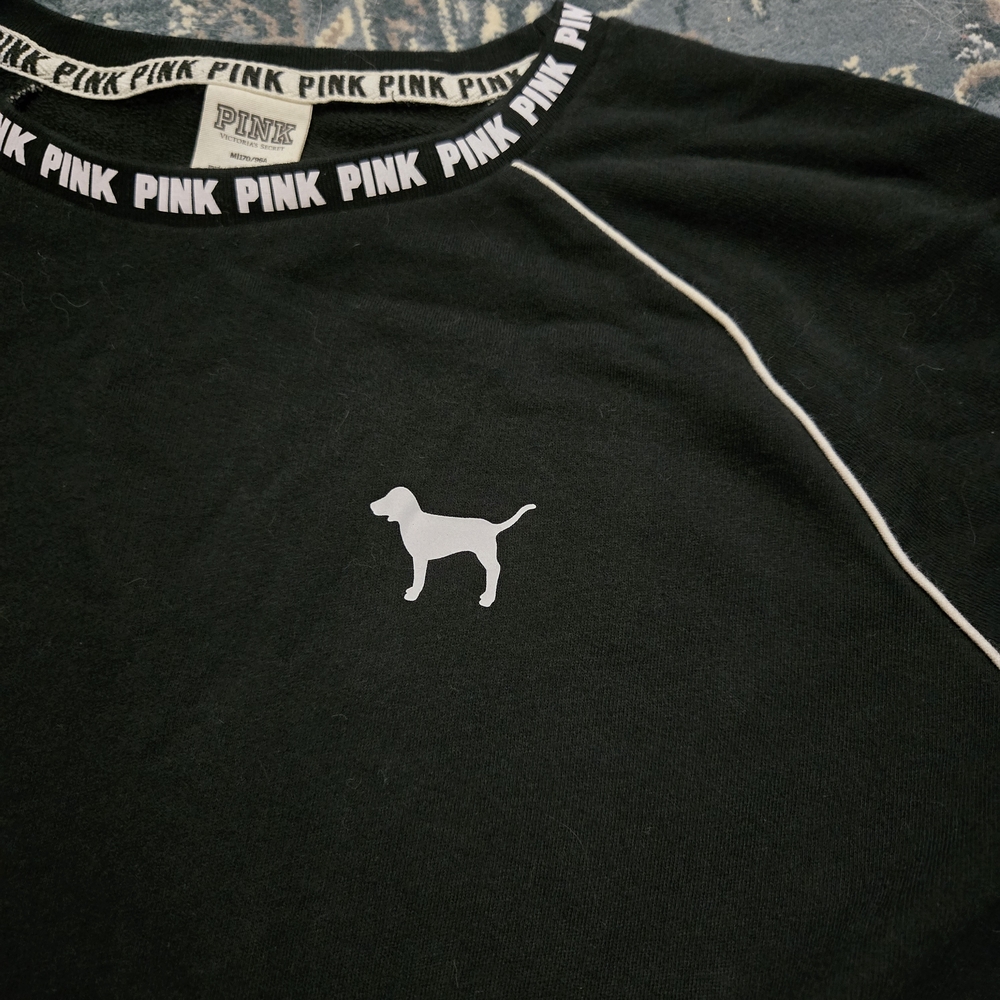 PINK Victoria's Secret Black Crewneck Sweatshirt - Picture 3 of 5